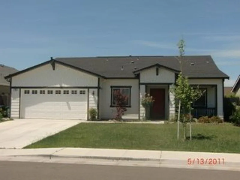 351 El Dorado Ave photo 1
