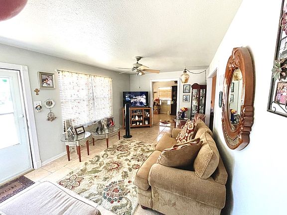 2nd image of 510 Blackstone Ave