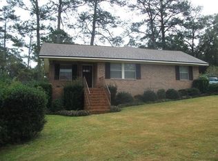 907 Magnolia Dr, Quincy, FL 32351