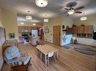 717 S 37th St, Milwaukee, WI 53215