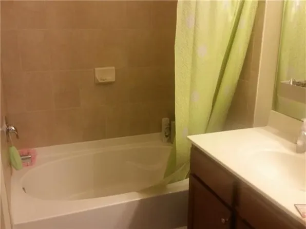 8760 NW 97th Ave APT 205, Doral, FL 33178