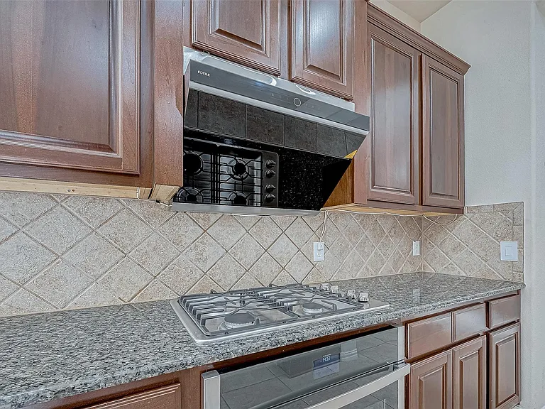 25926 Brad Hurst Ct — Photo 13