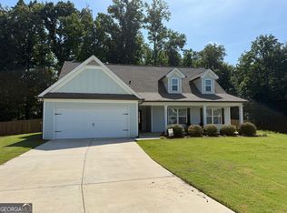 525 Grand Oaks Ave, Bethlehem, GA 30620