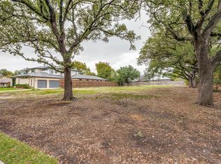 6006 Meadow Crest Dr, Dallas, TX 75230