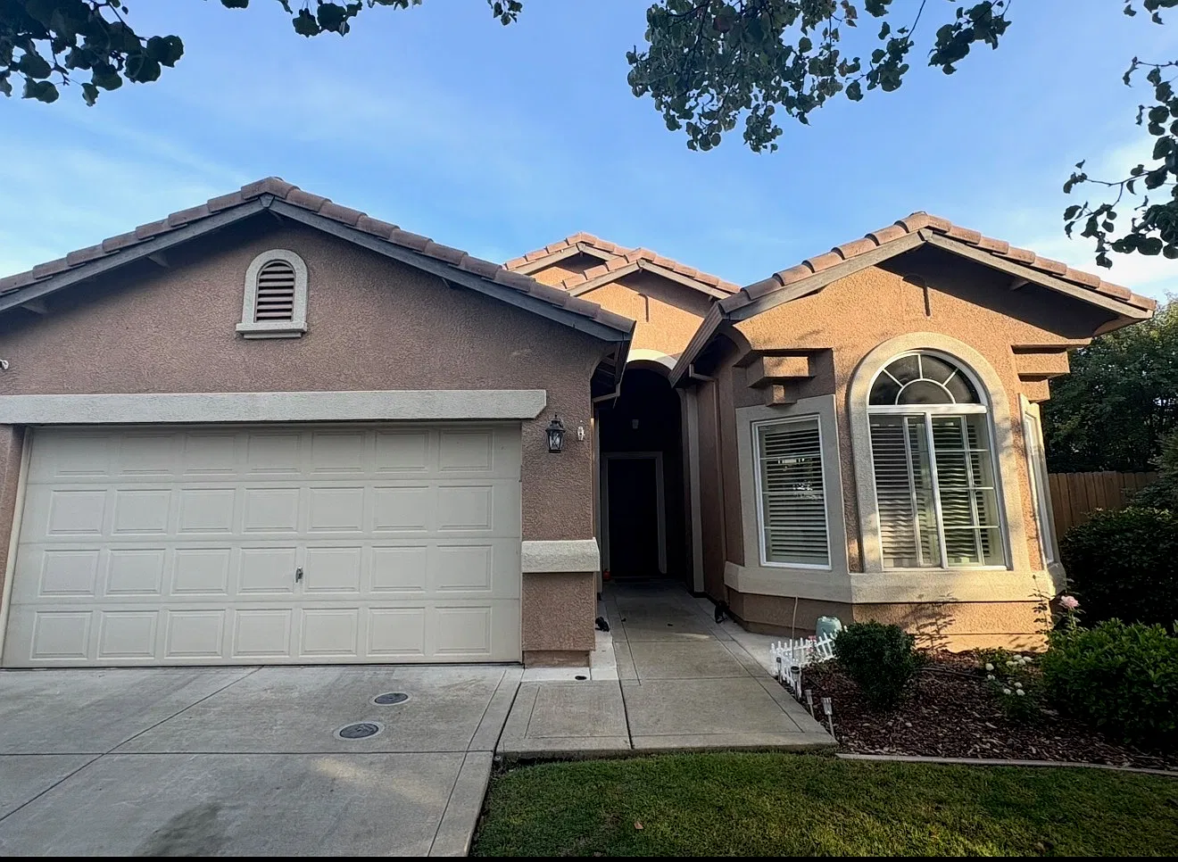 1572 Rich Drive - 1 — Photo 1