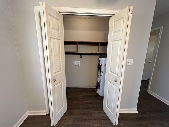 5th image of 432 Bragg Ave