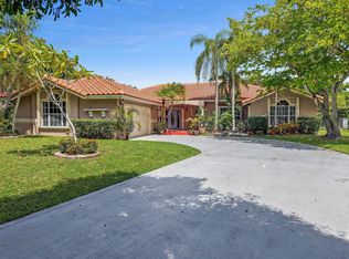 9351 NW 10th Ct, Plantation, FL 33322