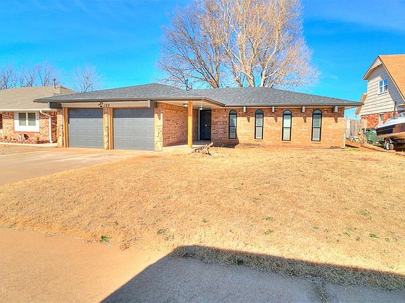 3rd image of 4125 Overland Dr