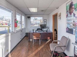 519 E Sibley Blvd, Dolton, IL 60419