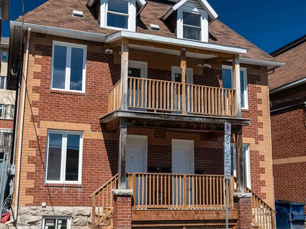 259 Somerset St E #6, Ottawa, ON K1N 6V5