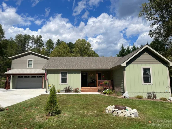 2607 Pickens Hwy, Rosman, NC 28772