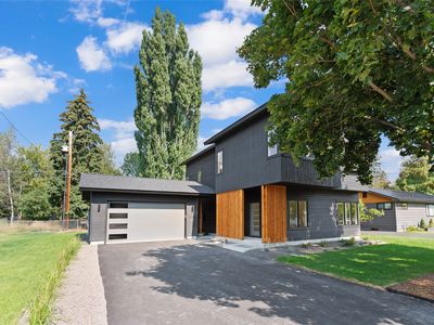 824 10th St, Whitefish, MT, 59937