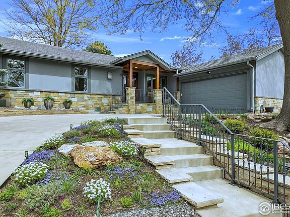 2nd image of 2540 Briarwood Dr
