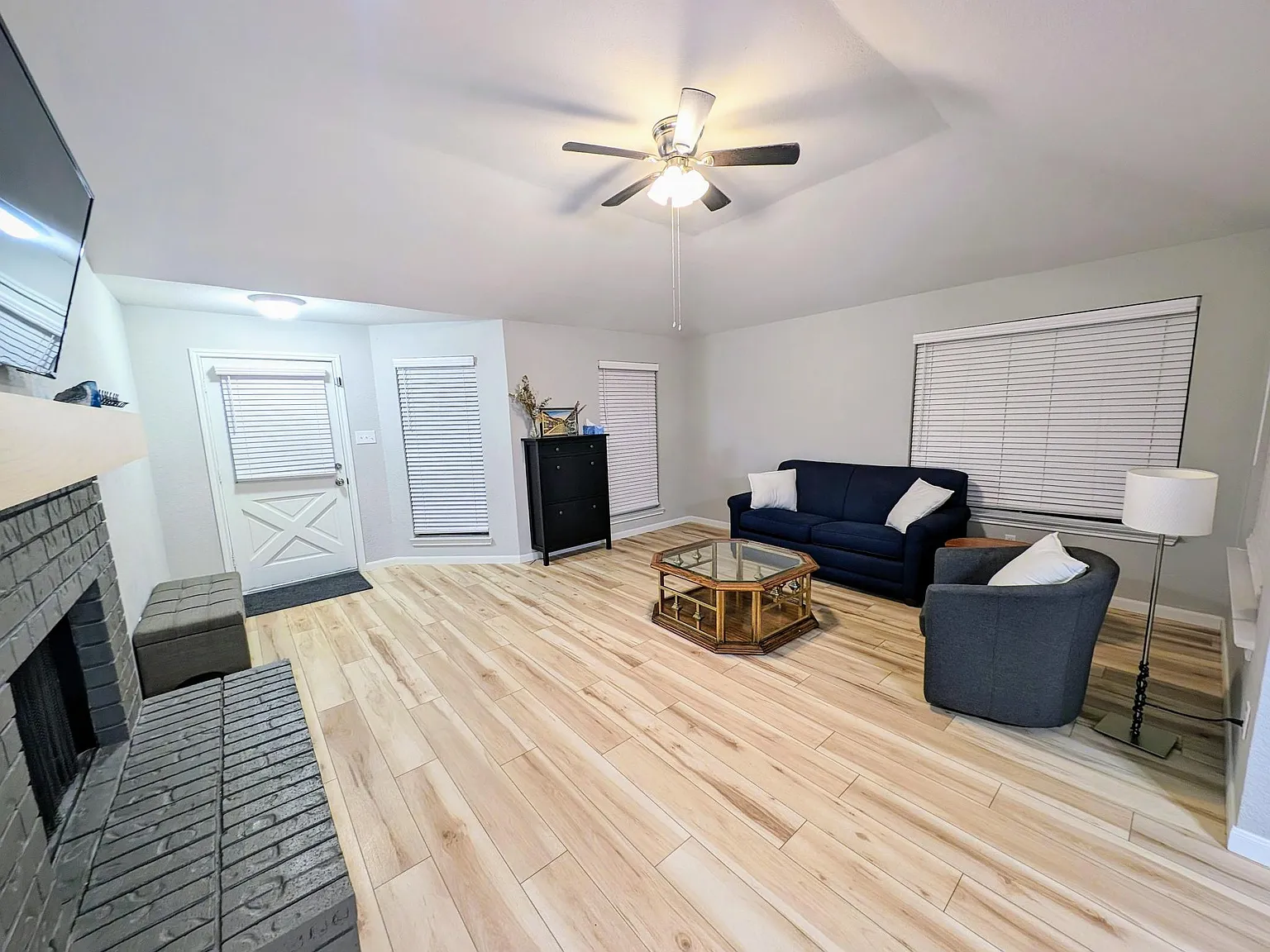 507 Lee Dr — Photo 3