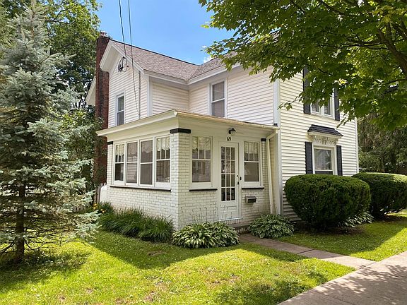 4th image of 69 Beaver St