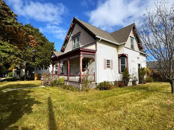 901 North 14th STREET, Manitowoc, WI 54220