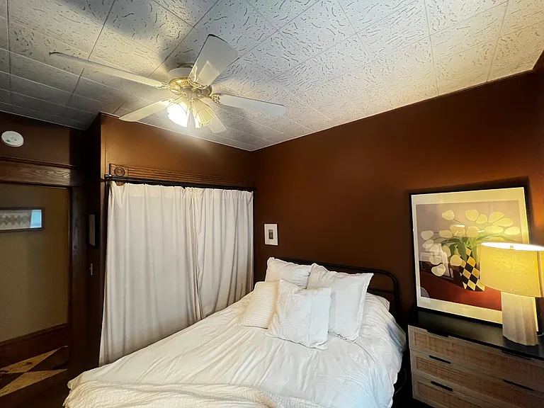 837 Innes St NE #1B — Photo 14