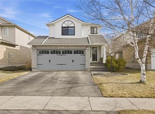 733 Breakwater Cres, Waterloo, ON N2K 4H8