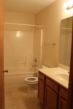 415 Connie Ct #A — Photo 8