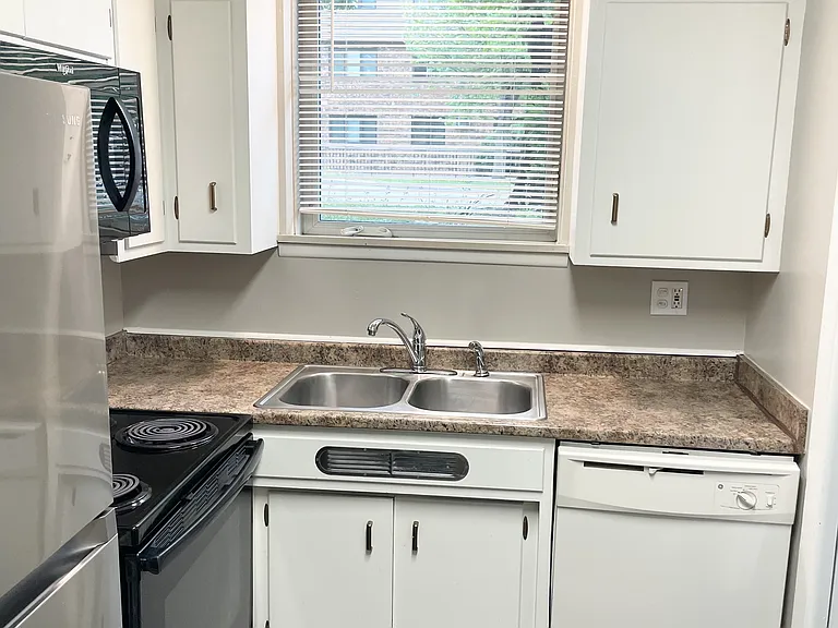 Highland Terrace — Photo 5