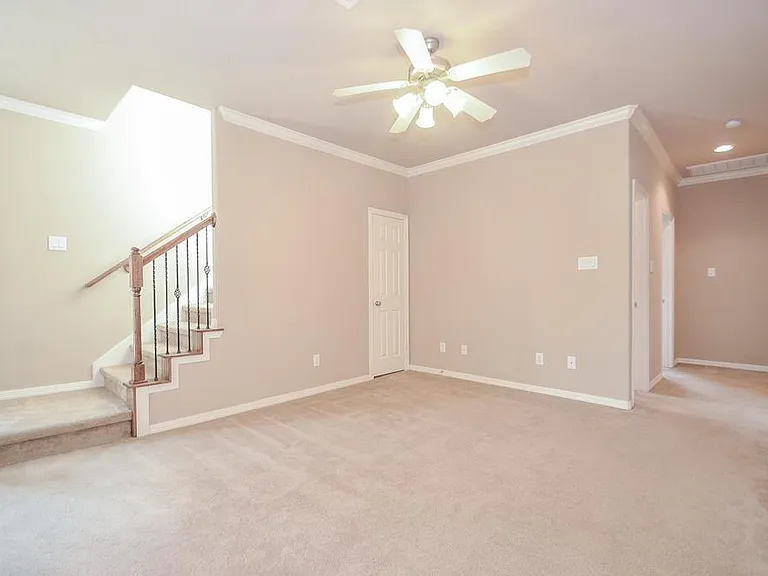 3042 Royal Oaks Crst — Photo 26