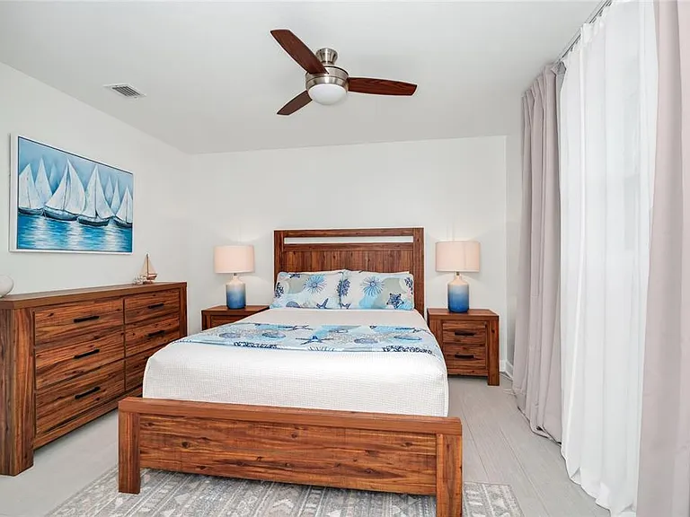 363 Harbor Dr — Photo 22