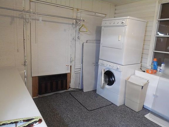 2nd image of 13 Royal Coachman St