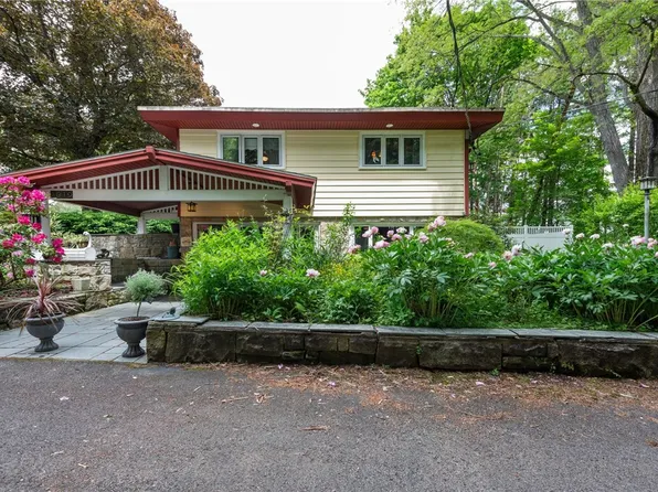 1819 Glades Pike, Somerset, PA 15501