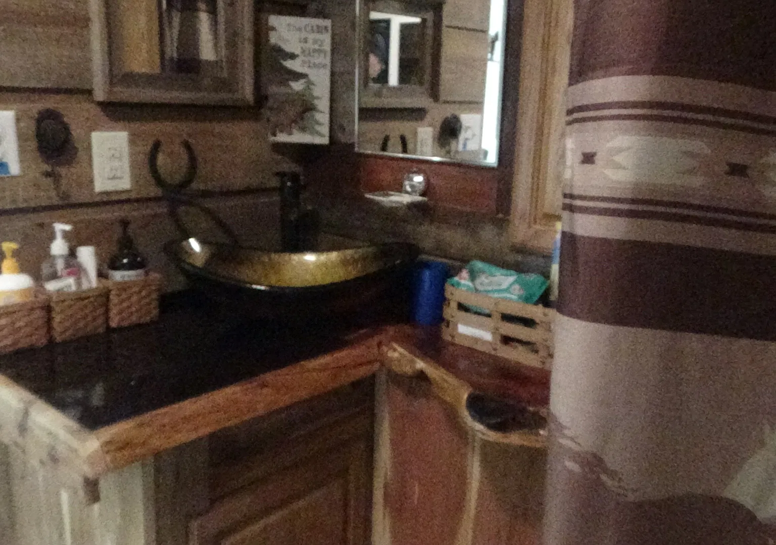 2 bed, 1.5 bath, 750 sqft, $1,050 — Photo 3