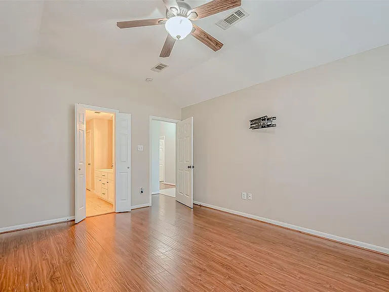 7135 Woodland Oaks — Photo 27