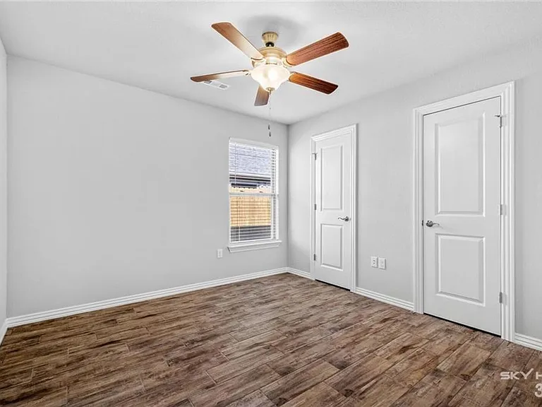64 N Benchmark Ln — Photo 6