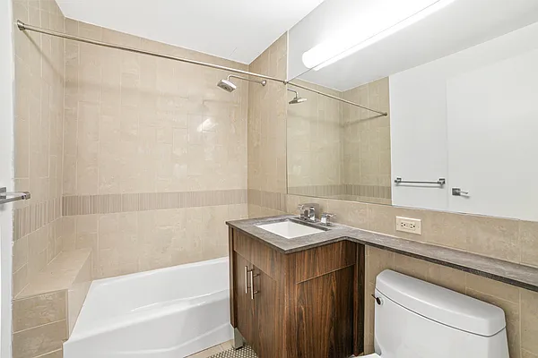 Rented by REAL New York | media 27