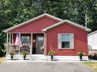 19 Oak Rd #132, Southington, CT 06489