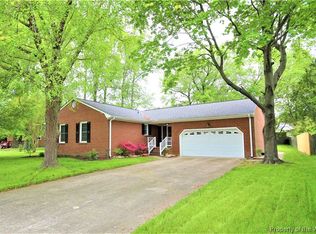 3 Prestwick Way, Hampton, VA 23669