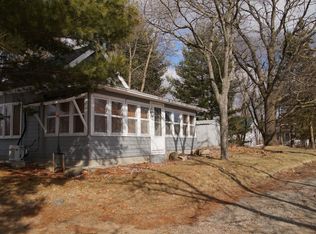 N7394 Country Club Rd, Portage, WI 53901