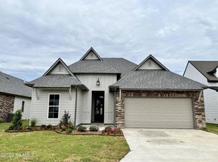 203 Lost Bridge Dr, Broussard, LA 70518