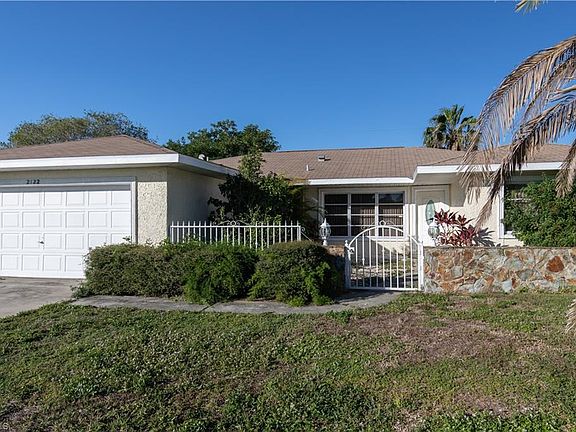 3rd image of 2122 Country Club Blvd