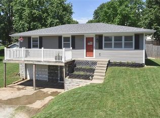 811 Belt Ave, Edgerton, MO 64444