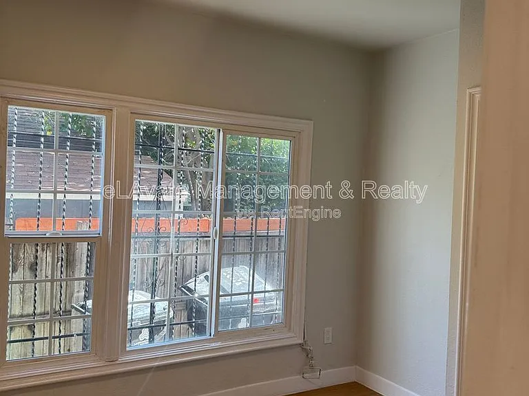 1607 W 49th St #1609 — Photo 11