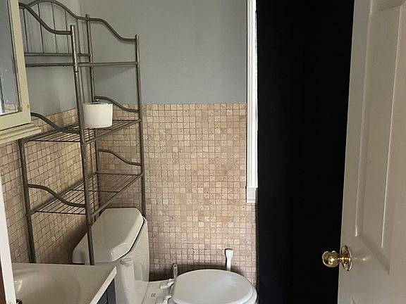 5th image of 37 Eddy St Floor 2