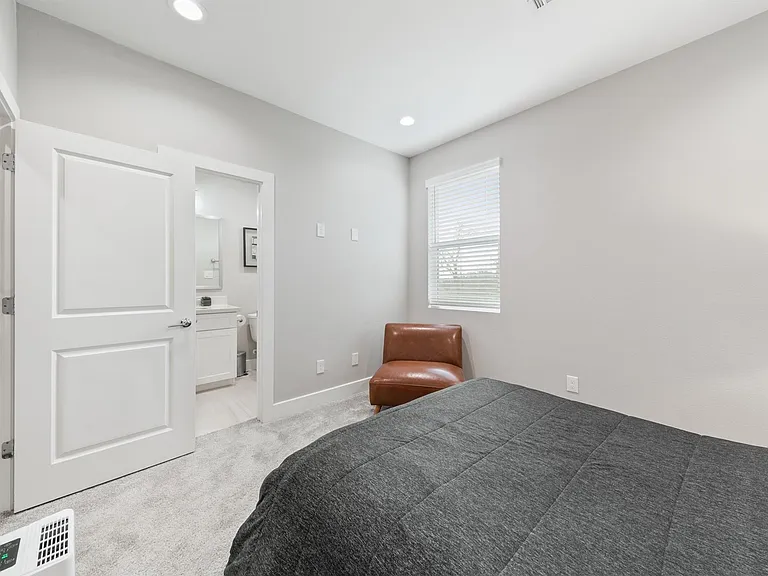 4032 Buck St #A — Photo 31
