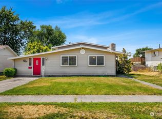 1224 S Jefferson Ave, Moses Lake, WA 98837