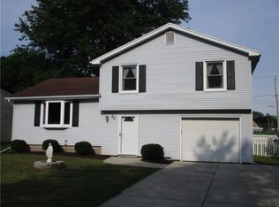 25 Gateway Dr, Batavia, NY 14020