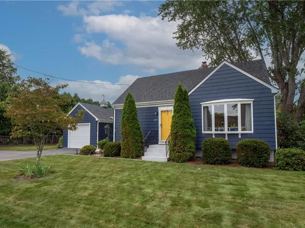 283 Forest Ave, Middletown, RI 02842