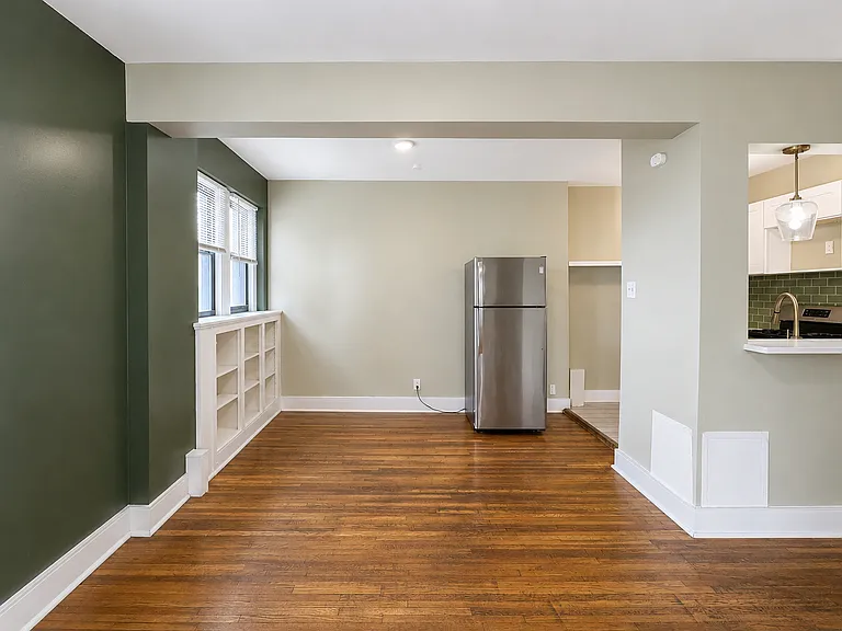 4429 W Pine Blvd #614 — Photo 3