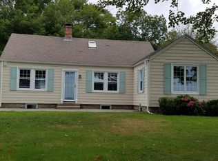 946 Shennecossett Rd, Groton, CT 06340