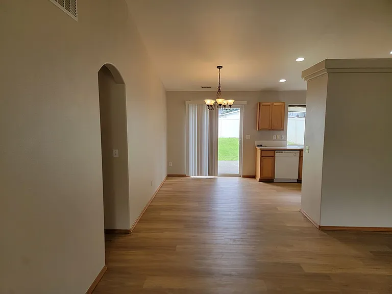 1702 N Aladdin Rd — Photo 13