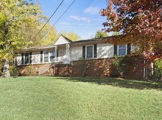 621 Pollard Rd, Clarksville, TN 37042