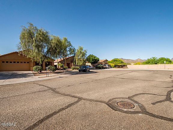 3rd image of 2463 W Haase Ct