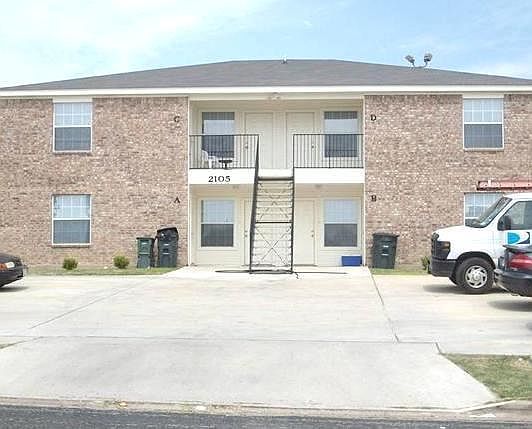 1st image of 2105 Jennifer Dr APT C